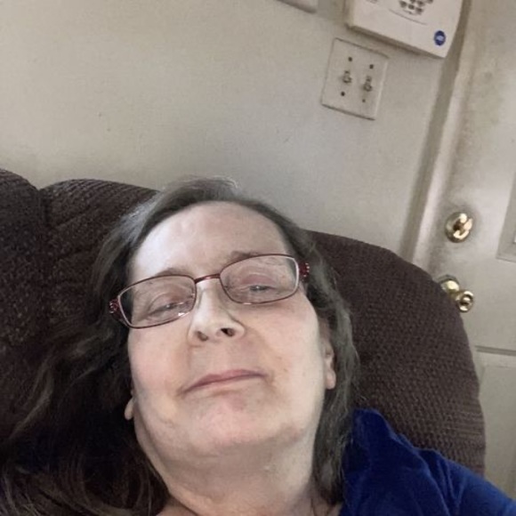 Meet your Posher, Tanya - Picture 1 of 1